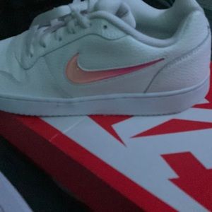Cute unique nikes (no box)